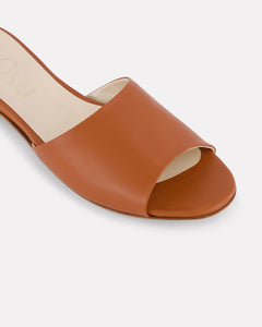 Nappa leather summer slide in coco, low heel women's shoe for extended or plus sizes close up of details.